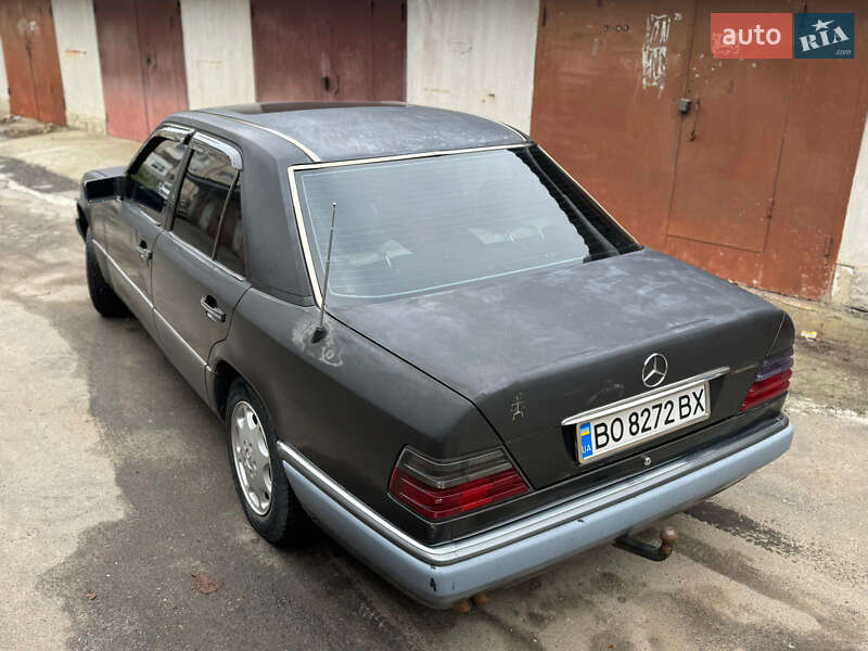 Седан Mercedes-Benz E-Class 1994 в Тернополе