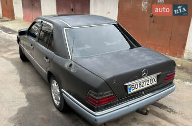 Седан Mercedes-Benz E-Class 1994 в 