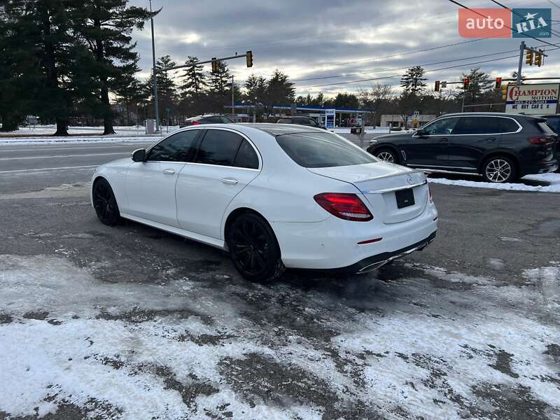 Седан Mercedes-Benz E-Class 2018 в Луцке фото 3 Седан Mercedes-Benz E-Class 2018 в Луцке