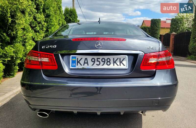 Купе Mercedes-Benz E-Class 2010 в Хмельницькому фото 6 Купе Mercedes-Benz E-Class 2010 в Хмельницькому