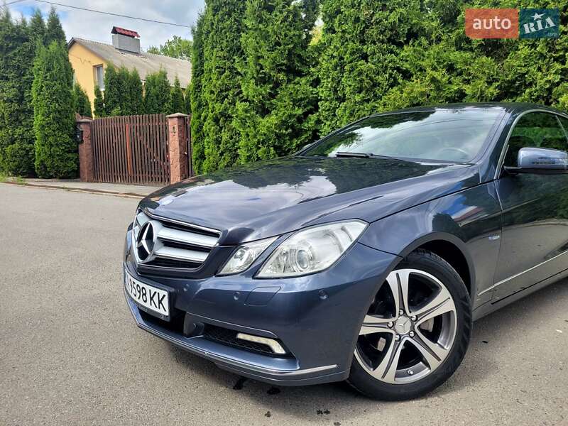 Купе Mercedes-Benz E-Class 2010 в Хмельницькому фото 7 Купе Mercedes-Benz E-Class 2010 в Хмельницькому