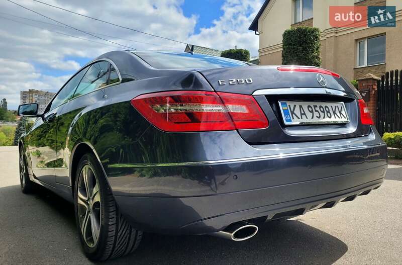 Купе Mercedes-Benz E-Class 2010 в Хмельницькому фото 11 Купе Mercedes-Benz E-Class 2010 в Хмельницькому