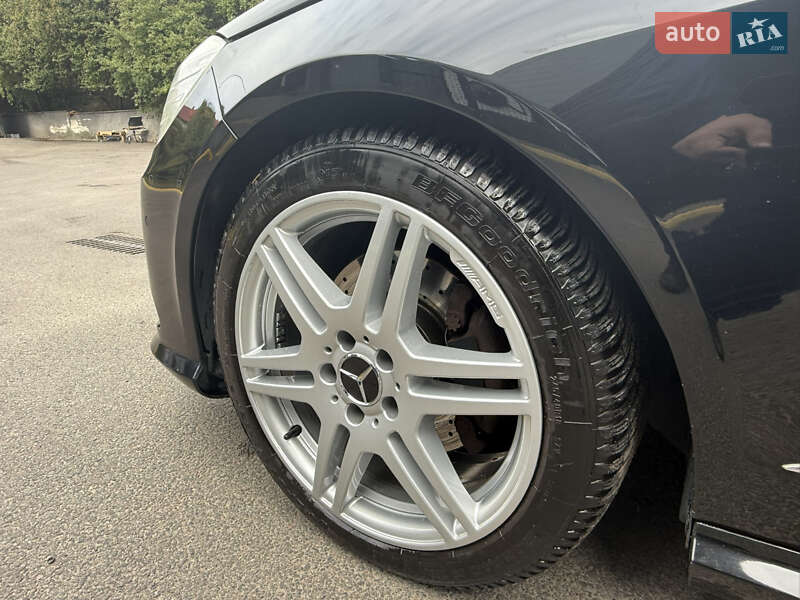 Седан Mercedes-Benz E-Class 2011 в Ужгороде фото 9 Седан Mercedes-Benz E-Class 2011 в Ужгороде