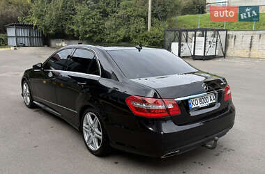 Седан Mercedes-Benz E-Class 2011 в 