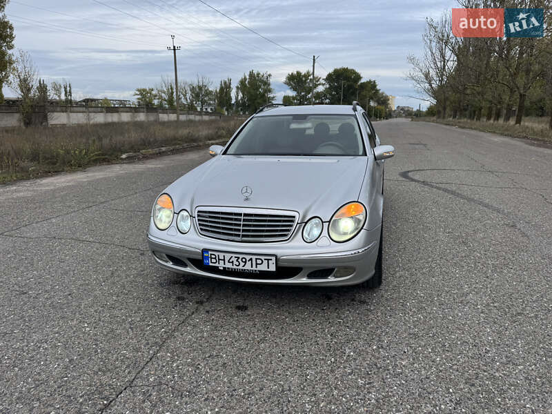 Mercedes-Benz E-Class 2003