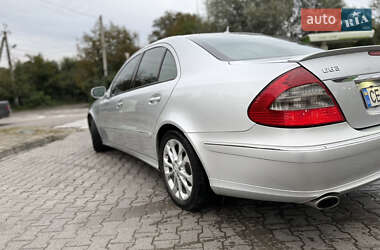 Седан Mercedes-Benz E-Class 2008 в 
