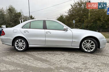 Седан Mercedes-Benz E-Class 2008 в 