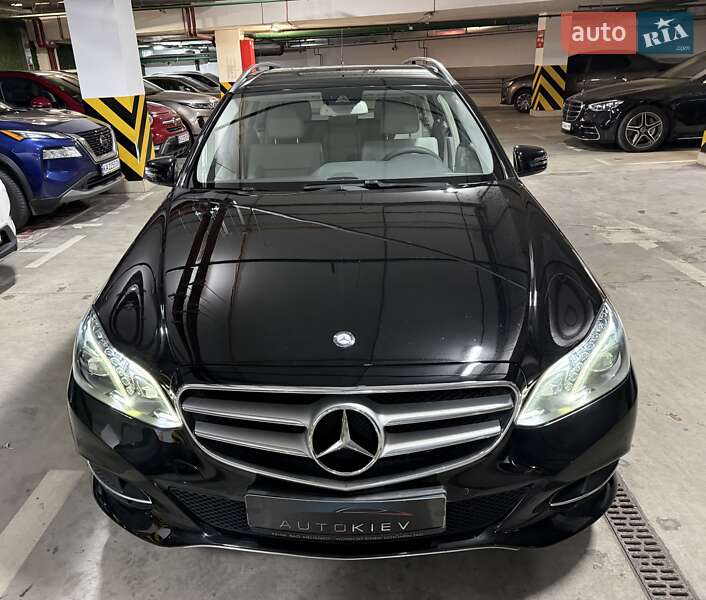 Універсал Mercedes-Benz E-Class 2014 в Києві
