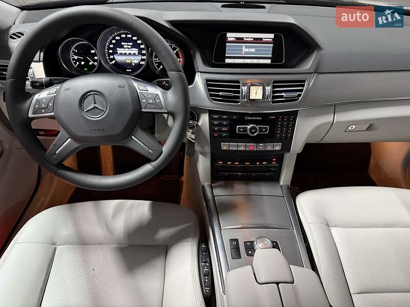 Універсал Mercedes-Benz E-Class 2014 в Києві