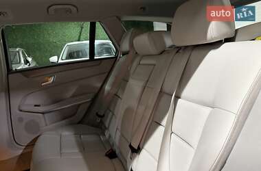 Універсал Mercedes-Benz E-Class 2014 в  фото 49 Універсал Mercedes-Benz E-Class 2014 в