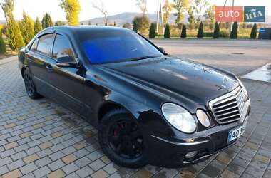 Седан Mercedes-Benz E-Class 2008 в 