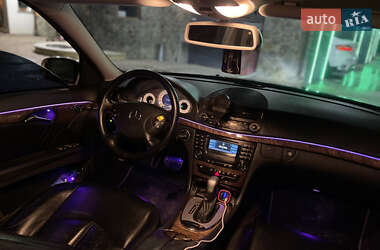 Седан Mercedes-Benz E-Class 2004 в 