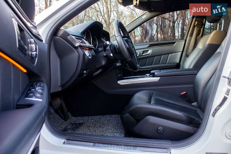Седан Mercedes-Benz E-Class 2015 в Киеве