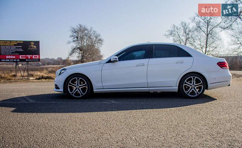 Седан Mercedes-Benz E-Class 2015 в Киеве