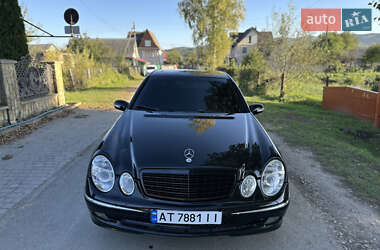Седан Mercedes-Benz E-Class 2002 в 