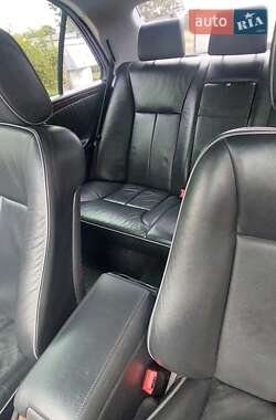 Седан Mercedes-Benz E-Class 2002 в  фото 15 Седан Mercedes-Benz E-Class 2002 в