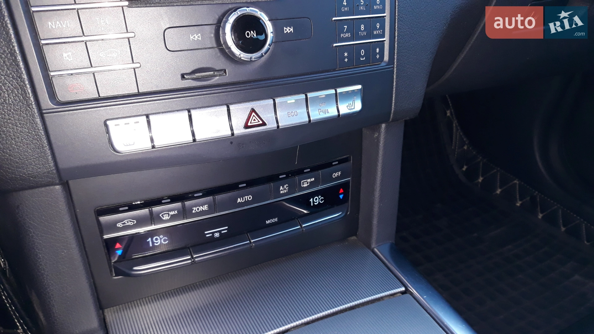 2015 Mercedes-Benz E-klasse - мініатюра 41