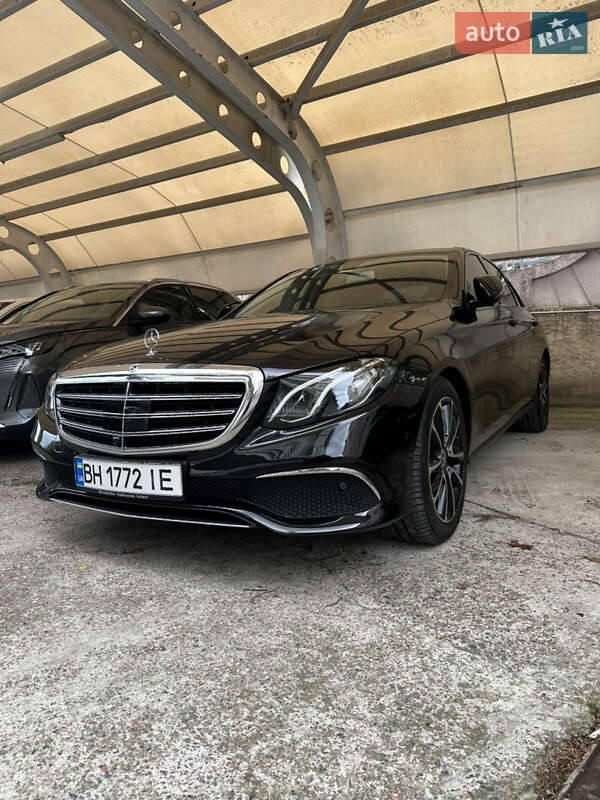 Седан Mercedes-Benz E-Class 2017 в Одессе фото 2 Седан Mercedes-Benz E-Class 2017 в Одессе
