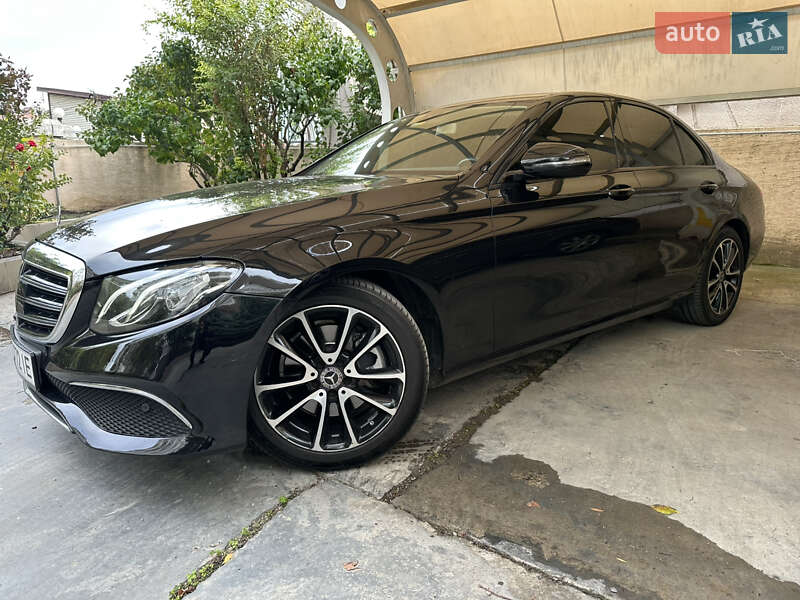 Седан Mercedes-Benz E-Class 2017 в Одессе фото 4 Седан Mercedes-Benz E-Class 2017 в Одессе