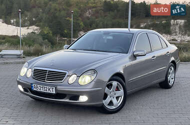 Седан Mercedes-Benz E-Class 2003 в Могилев-Подольске