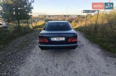 Седан Mercedes-Benz E-Class 1998 в 