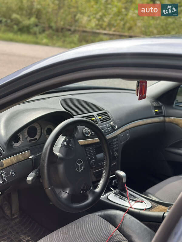 Седан Mercedes-Benz E-Class 2003 в Хусті фото 5 Седан Mercedes-Benz E-Class 2003 в Хусті