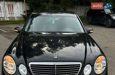 Седан Mercedes-Benz E-Class 2003 в Львове