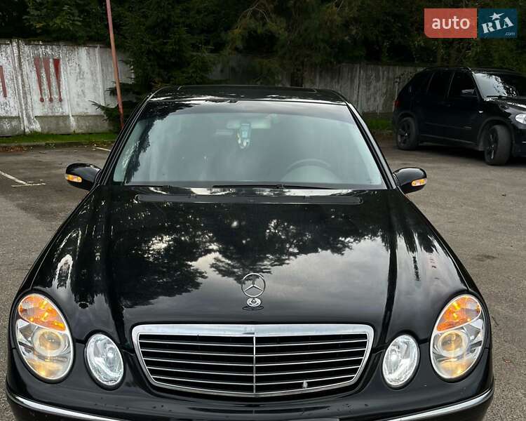 Седан Mercedes-Benz E-Class 2003 в Львове