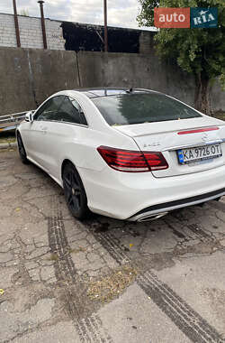 Купе Mercedes-Benz E-Class 2015 в 