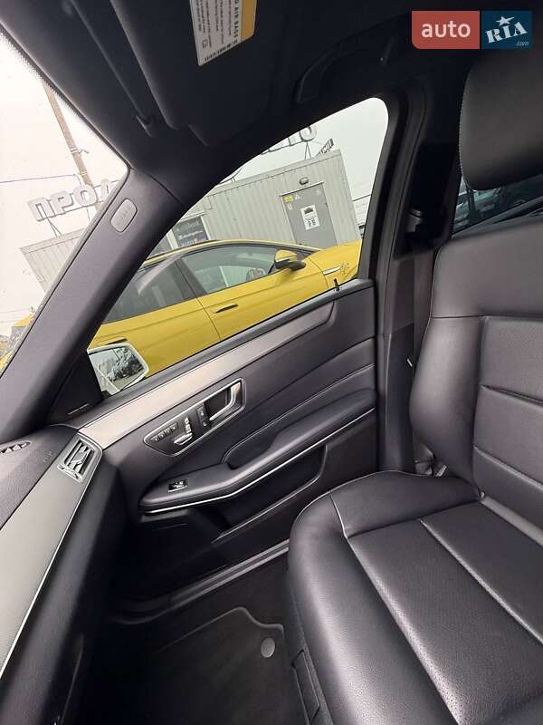 Седан Mercedes-Benz E-Class 2014 в Івано-Франківську
