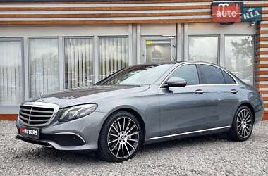 Седан Mercedes-Benz E-Class 2018 в 