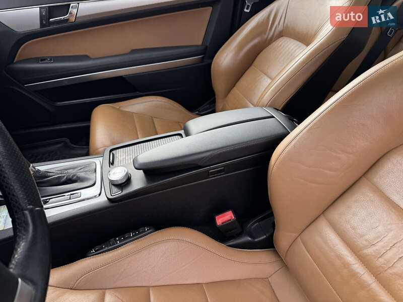 Купе Mercedes-Benz E-Class 2010 в Ивано-Франковске