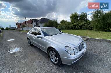 Седан Mercedes-Benz E-Class 2003 в 