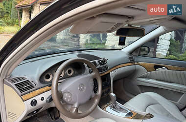 Седан Mercedes-Benz E-Class 2004 в 