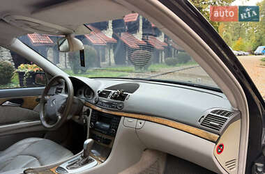 Седан Mercedes-Benz E-Class 2004 в 