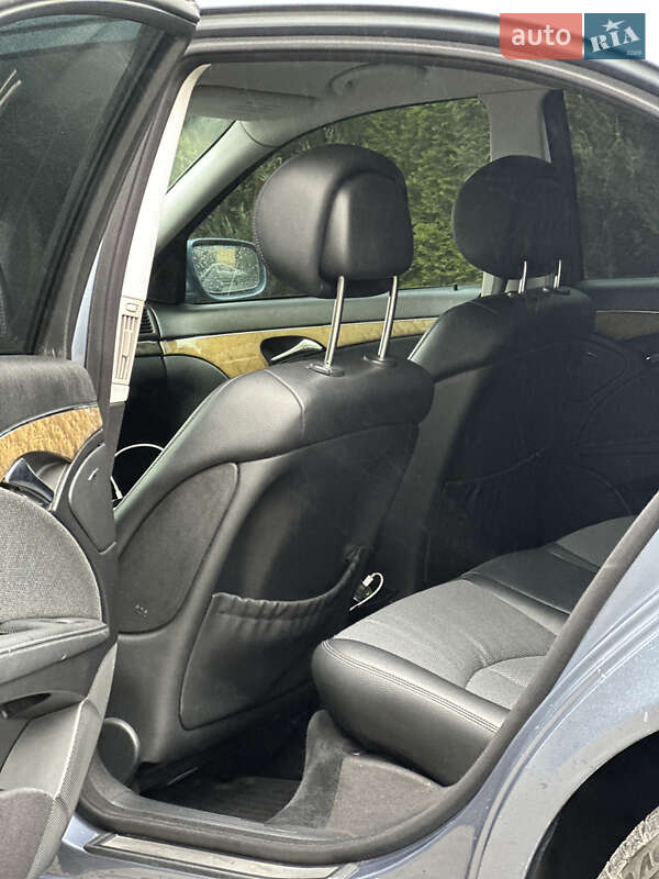 Седан Mercedes-Benz E-Class 2006 в Самборе