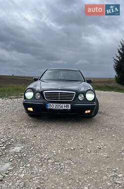 Седан Mercedes-Benz E-Class 2001 в 