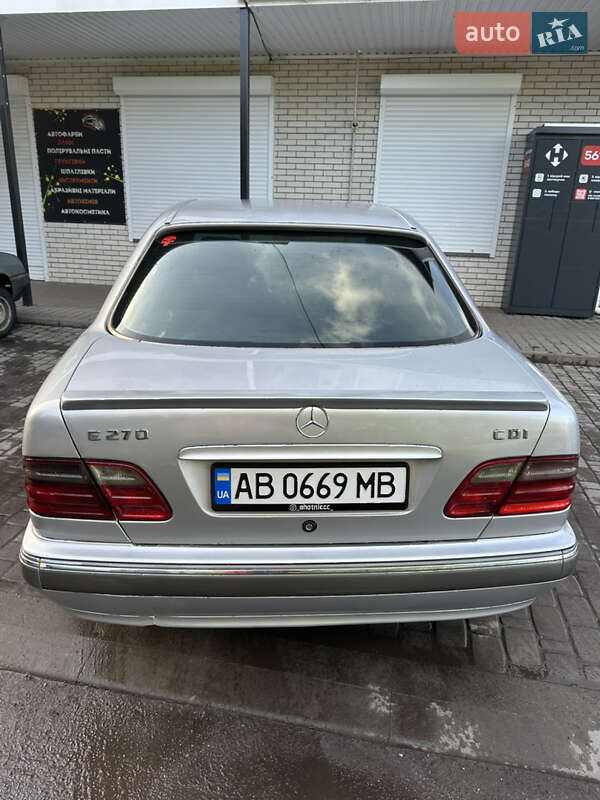 Седан Mercedes-Benz E-Class 2000 в Казатине фото 3 Седан Mercedes-Benz E-Class 2000 в Казатине