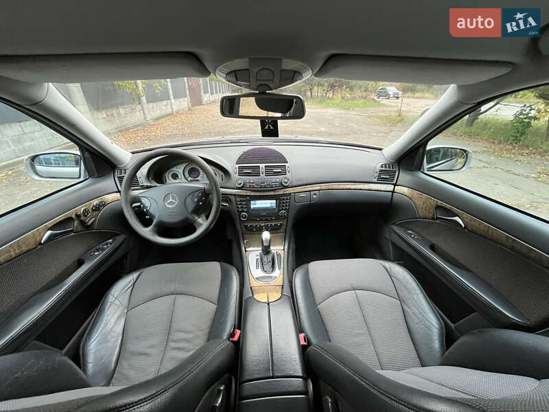 Универсал Mercedes-Benz E-Class 2003 в Костополе