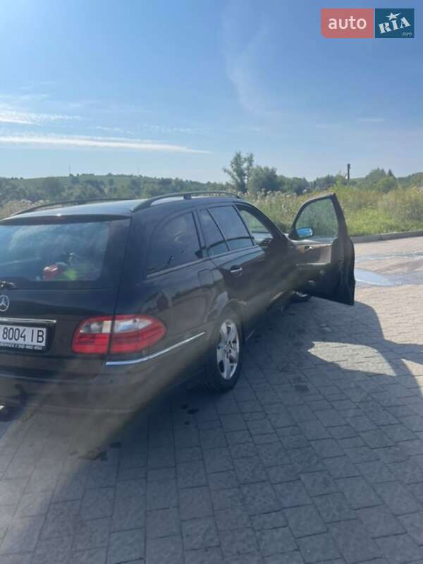 Универсал Mercedes-Benz E-Class 2004 в Ивано-Франковске