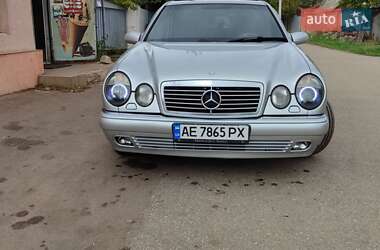 Седан Mercedes-Benz E-Class 1997 в Кривом Роге