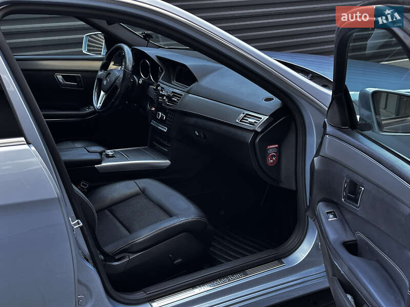 Седан Mercedes-Benz E-Class 2014 в Луцьку