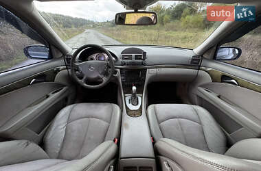 Седан Mercedes-Benz E-Class 2004 в 