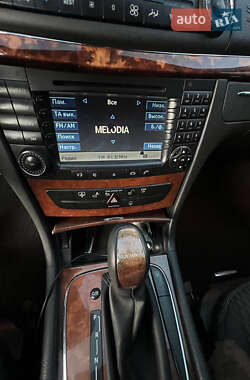 Седан Mercedes-Benz E-Class 2005 в 