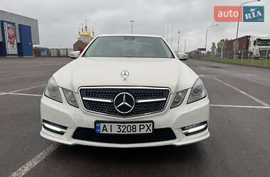 Mercedes-Benz E-Class 2011