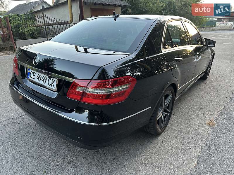Седан Mercedes-Benz E-Class 2011 в Заставній фото 22 Седан Mercedes-Benz E-Class 2011 в Заставній