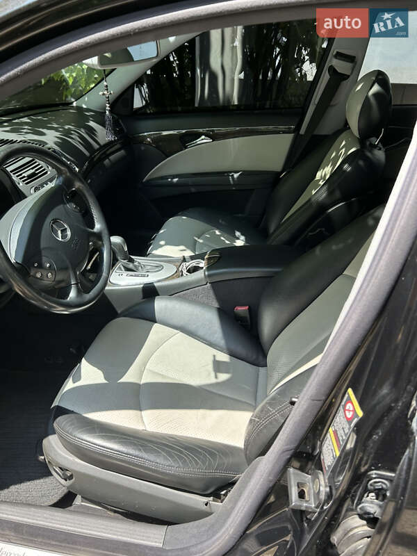 Седан Mercedes-Benz E-Class 2003 в Одесі фото 9 Седан Mercedes-Benz E-Class 2003 в Одесі