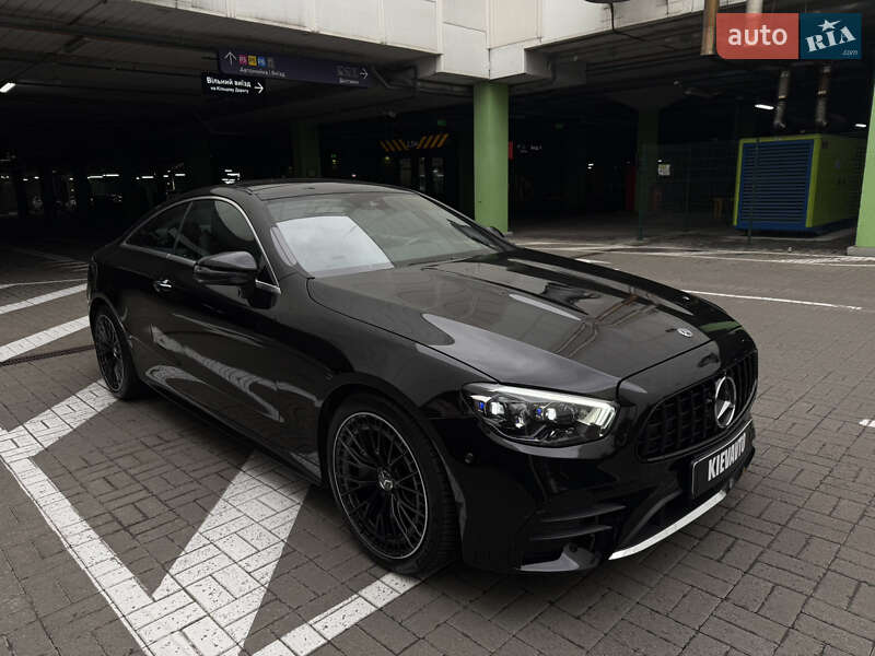 Купе Mercedes-Benz E-Class 2017 в Киеве