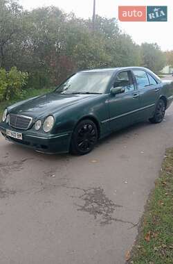 Седан Mercedes-Benz E-Class 1999 в Калуші