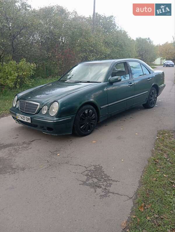 Mercedes-Benz E-Class 1999